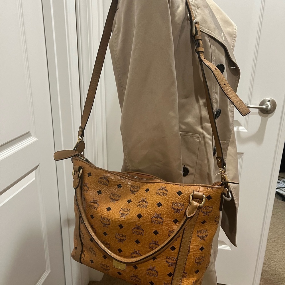 MCM COGNAC VISETOS 2 WAY BAG - Picture 16 of 16